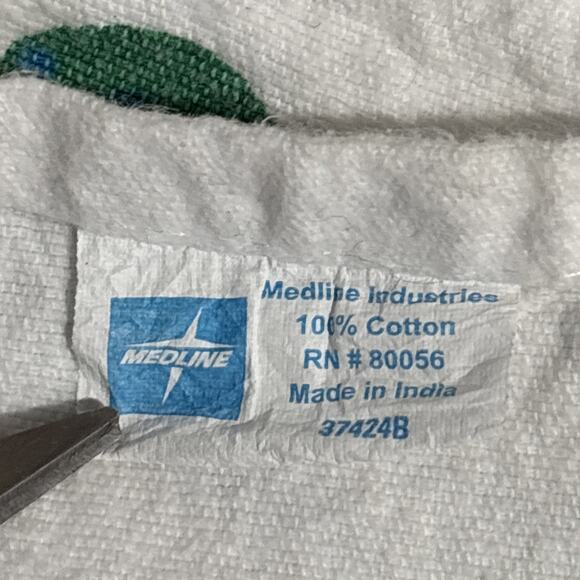 Medline Duck Ducklings Baby Receiving Blanket Vintage Hospital Cotton STAINED - Picture 9 of 9